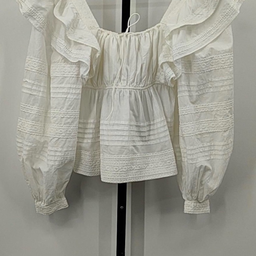 FARM Rio White Ruffled Blouse - Picture 6 of 6